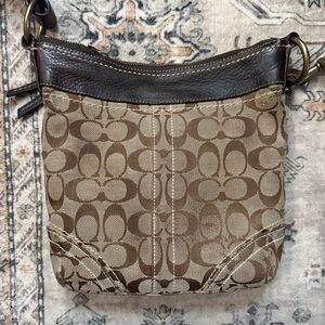 Vintage Y2K COACH Signature Monogram Crossbody - Small - Khaki & Brown